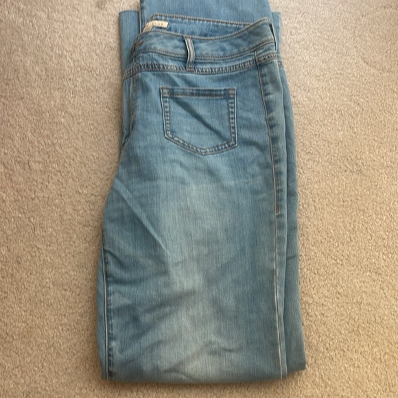 Cabi jeans - Picture 2 of 2